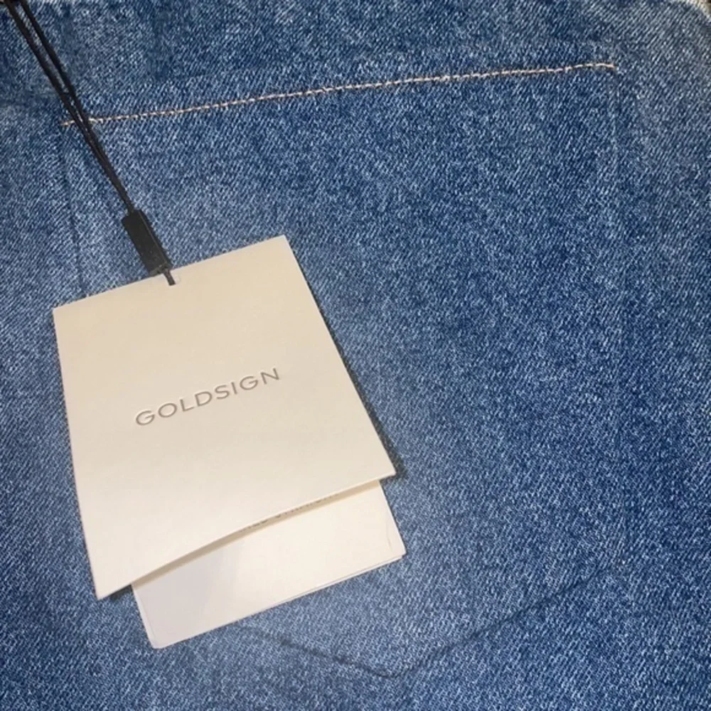 GOLDSIGN The Relaxed Straight mid-rise jeans